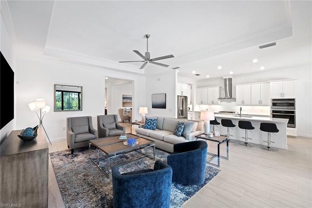 3130 Heather Glen CT, Naples, FL 34114
