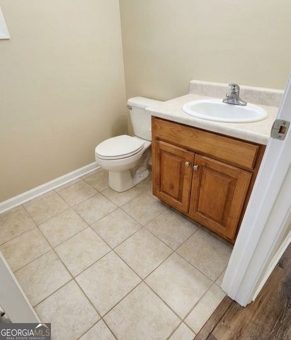 132 Larkspur Lane, Bonaire, GA 31005