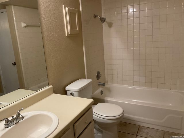 5322 Medical E205, San Antonio, TX 78240