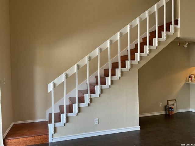 5322 Medical E205, San Antonio, TX 78240