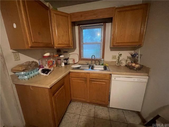 607 Carter St., Clarksville, AR 72830