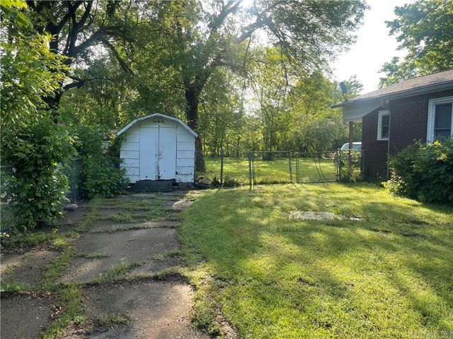 607 Carter St., Clarksville, AR 72830