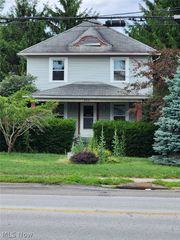 900 Portage Trail, Cuyahoga Falls, OH 44221
