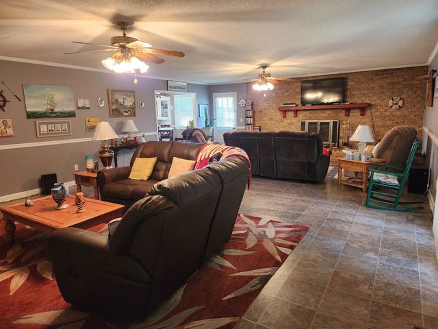 1707 Sherwood Dr., Conway, SC 29526