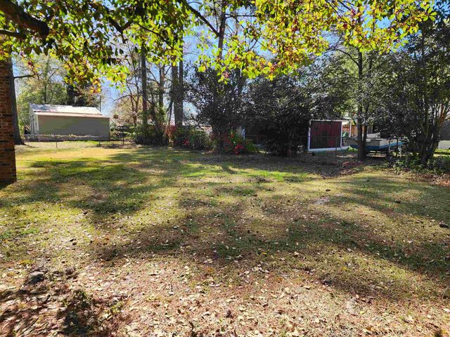 1707 Sherwood Dr., Conway, SC 29526