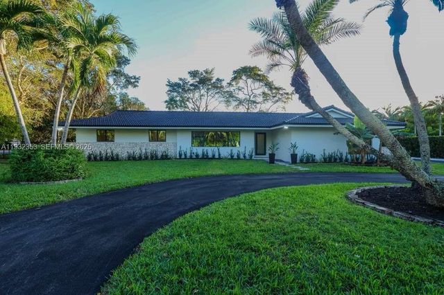 7700 SW 168th Ter, Palmetto Bay, FL 33157