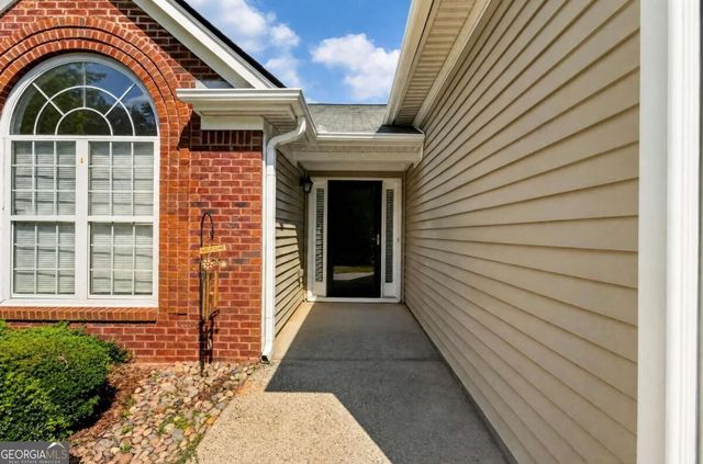 2635 General Lee Way, Buford, GA 30519