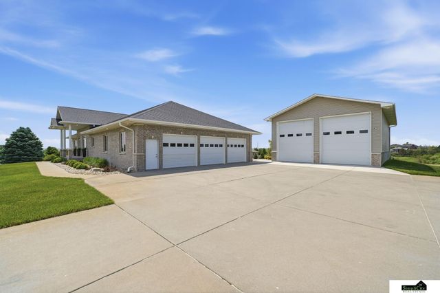 2401 SW 47th Street, Lincoln, NE 68522