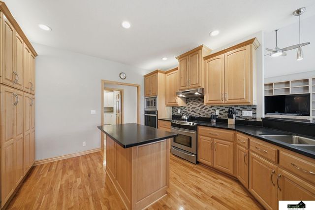 2401 SW 47th Street, Lincoln, NE 68522