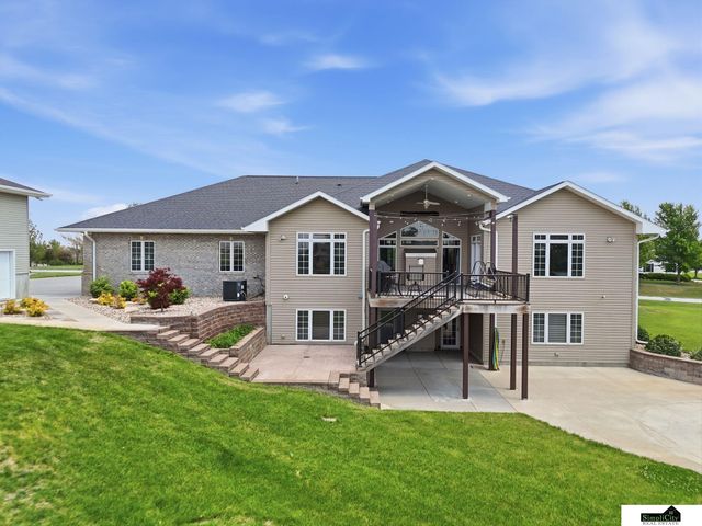 2401 SW 47th Street, Lincoln, NE 68522