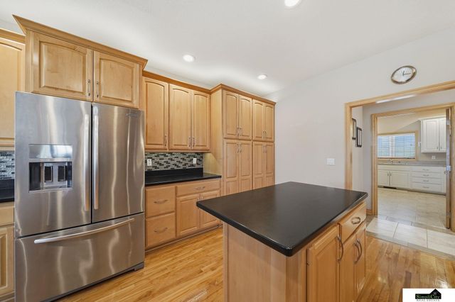 2401 SW 47th Street, Lincoln, NE 68522
