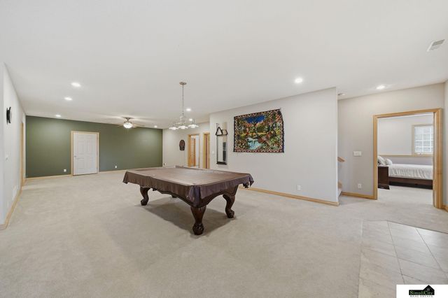 2401 SW 47th Street, Lincoln, NE 68522