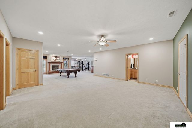 2401 SW 47th Street, Lincoln, NE 68522