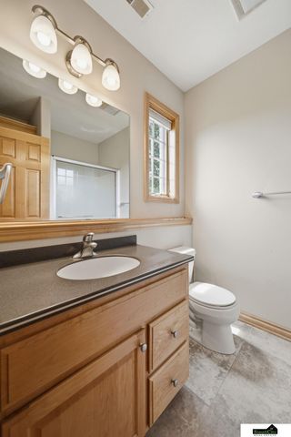 2401 SW 47th Street, Lincoln, NE 68522