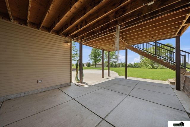 2401 SW 47th Street, Lincoln, NE 68522