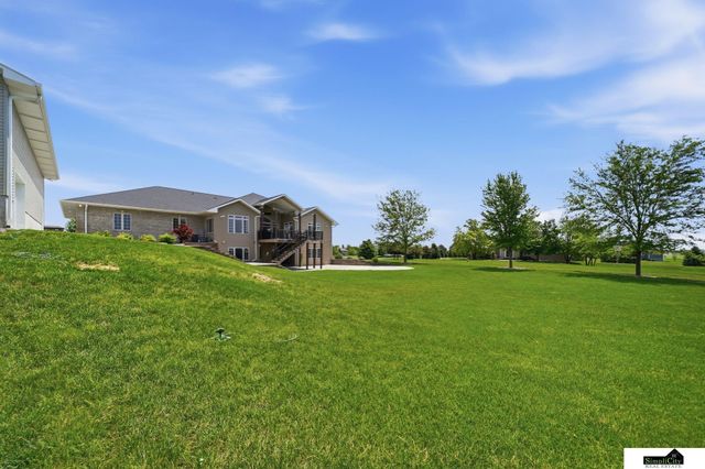 2401 SW 47th Street, Lincoln, NE 68522