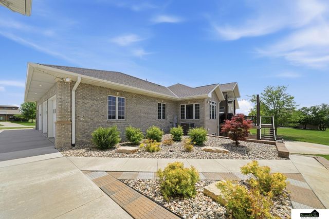 2401 SW 47th Street, Lincoln, NE 68522