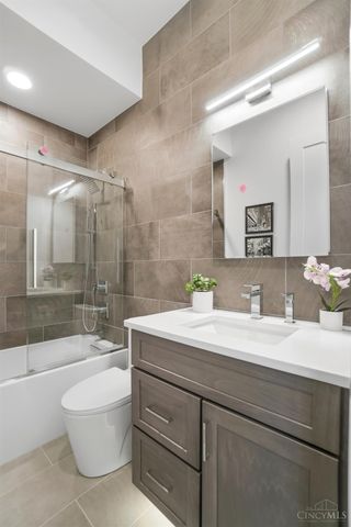 209 Hastings Street, Cincinnati, OH 45219