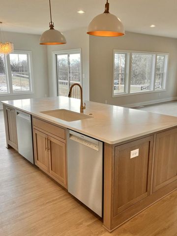 N58W25987 Autumn WAY, Lisbon, WI 53089