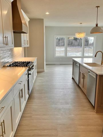 N58W25987 Autumn WAY, Lisbon, WI 53089