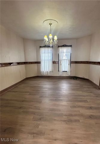 315 Carolina Avenue, Chester, WV 26034