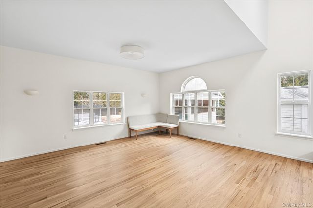 97 Spring Close Highway, East Hampton, NY 11937