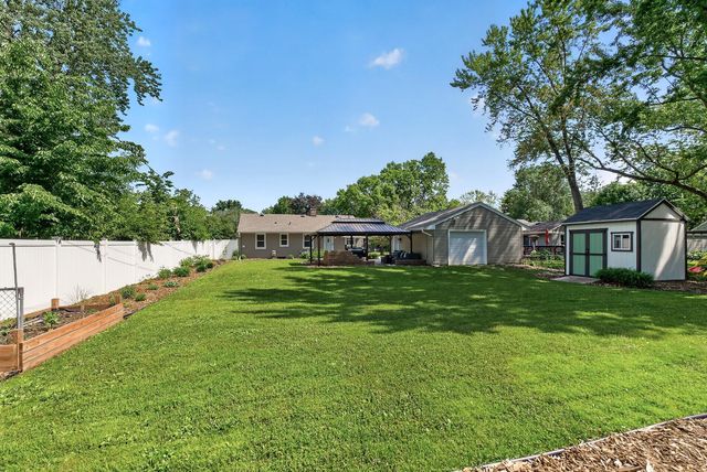 2094 Richard Avenue, White Bear Lake, MN 55110