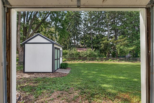 2094 Richard Avenue, White Bear Lake, MN 55110
