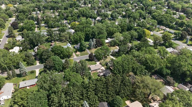 2094 Richard Avenue, White Bear Lake, MN 55110
