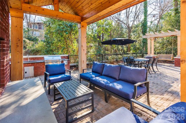 511 Queens Road 2-205, Charlotte, NC 28207