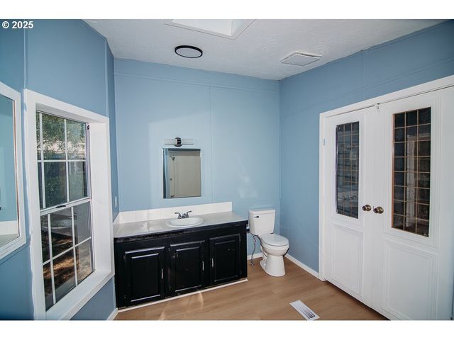 338 ARCHIE St, Eugene, OR 97402