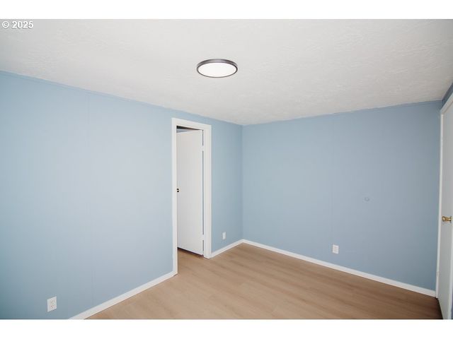 338 ARCHIE St, Eugene, OR 97402