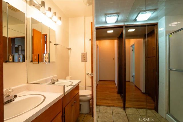 12315 Pomering, Downey, CA 90242