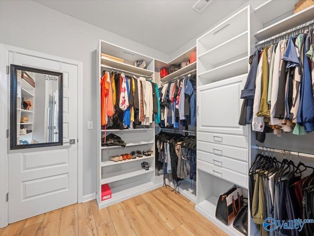 17323 Brooklawn Street, Athens, AL 35611