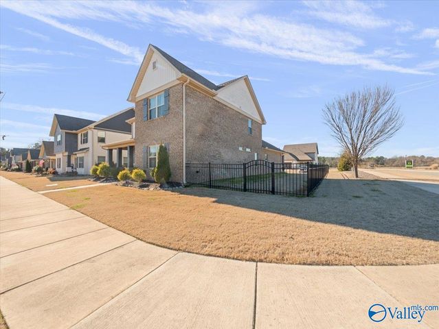 17323 Brooklawn Street, Athens, AL 35611