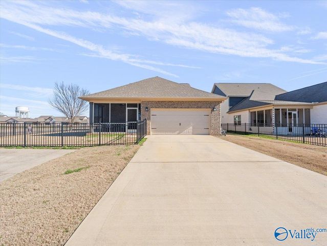 17323 Brooklawn Street, Athens, AL 35611