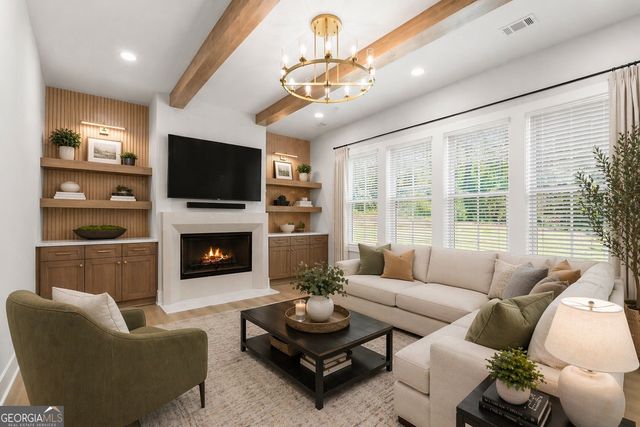 5019 Nichols Drive, Flowery Branch, GA 30542