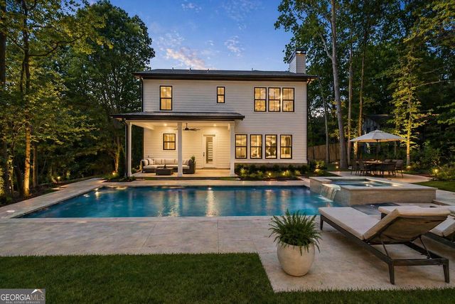 5019 Nichols Drive, Flowery Branch, GA 30542