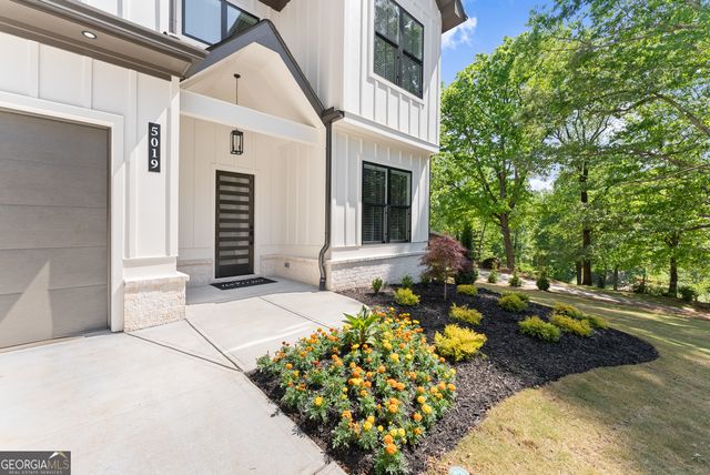 5019 Nichols Drive, Flowery Branch, GA 30542