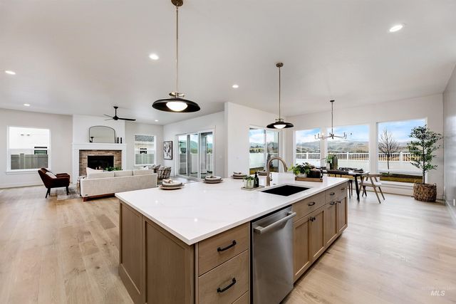 13624 N Ruffed Grouse Way, Boise, ID 83714