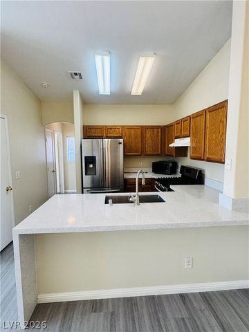 6380 Extreme Shear Avenue 101, Henderson, NV 89011