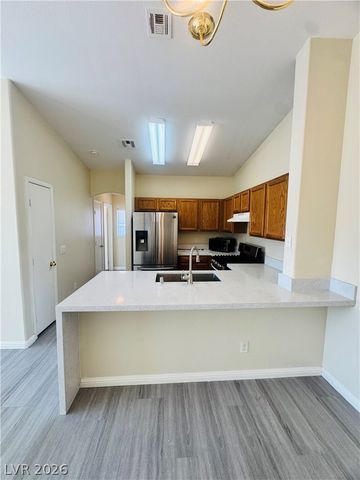 6380 Extreme Shear Avenue 101, Henderson, NV 89011