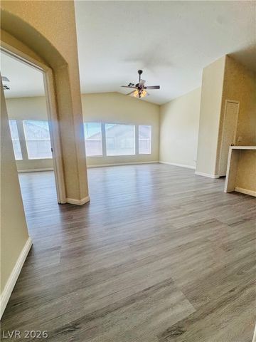 6380 Extreme Shear Avenue 101, Henderson, NV 89011