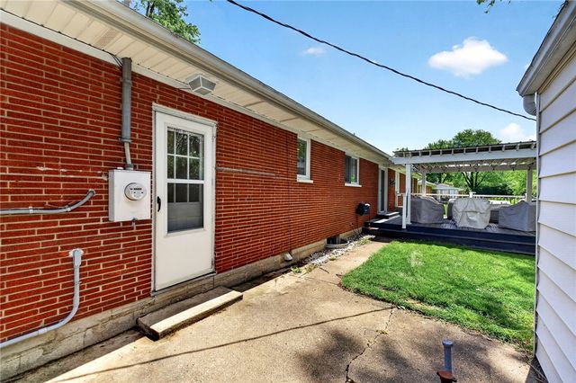 1073 Tralee Trail, Beavercreek, OH 45430