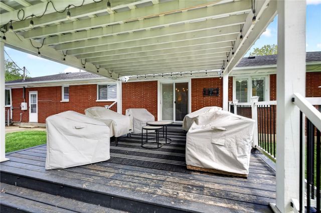 1073 Tralee Trail, Beavercreek, OH 45430