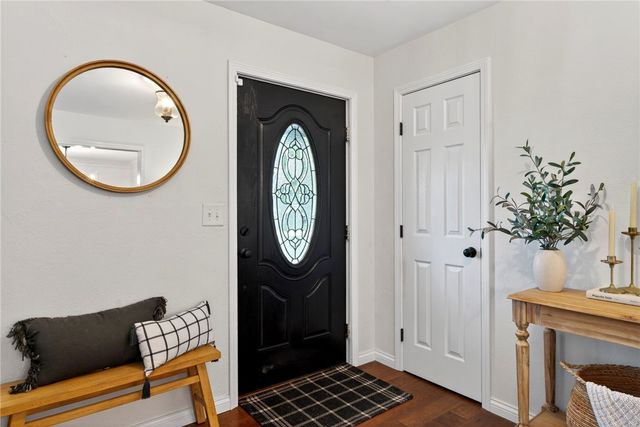 1073 Tralee Trail, Beavercreek, OH 45430