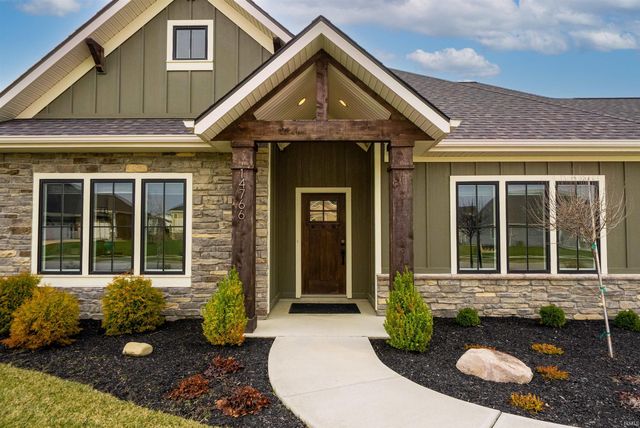 14766 Whisper Rock Boulevard, Fort Wayne, IN 46845