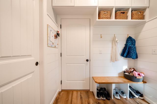 14766 Whisper Rock Boulevard, Fort Wayne, IN 46845