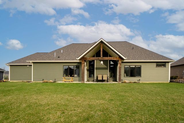 14766 Whisper Rock Boulevard, Fort Wayne, IN 46845