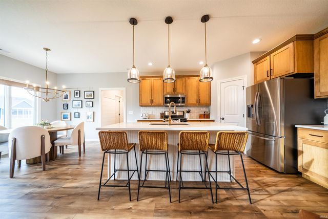 14766 Whisper Rock Boulevard, Fort Wayne, IN 46845